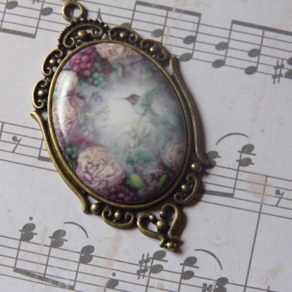 Porcelain Painted Hummingbird Victorian Necklace - Picture 2 of 5